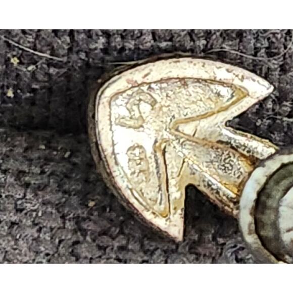 Vintage Black Silver Rhinestone Leaf Design Stud Earrings - Picture 3 of 4